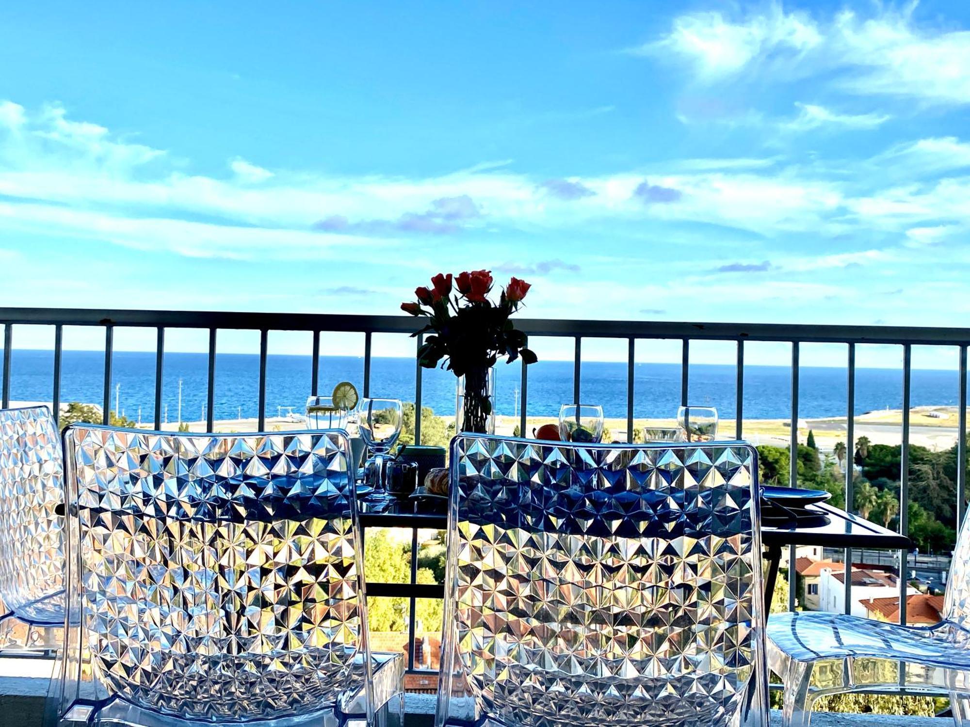 Panoramic Sea View - Air-Conditioning - Balcony - Tramway - 2 Bedrooms - Wifi - Fully Equipped Kitchen Ница Екстериор снимка